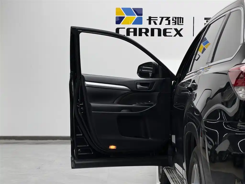 Toyota Highlander 2018 2.0T 4WD Luxury 7-seater China VI фото 7