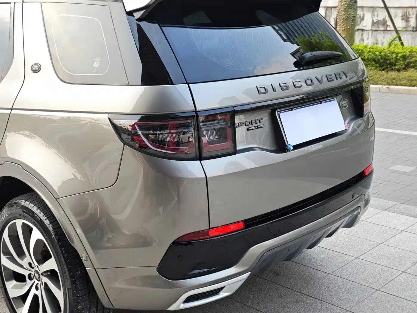 Land Rover Discovery Sport 2021 249PS R-Dynamic HSE Luxury Custom Edition фото 36