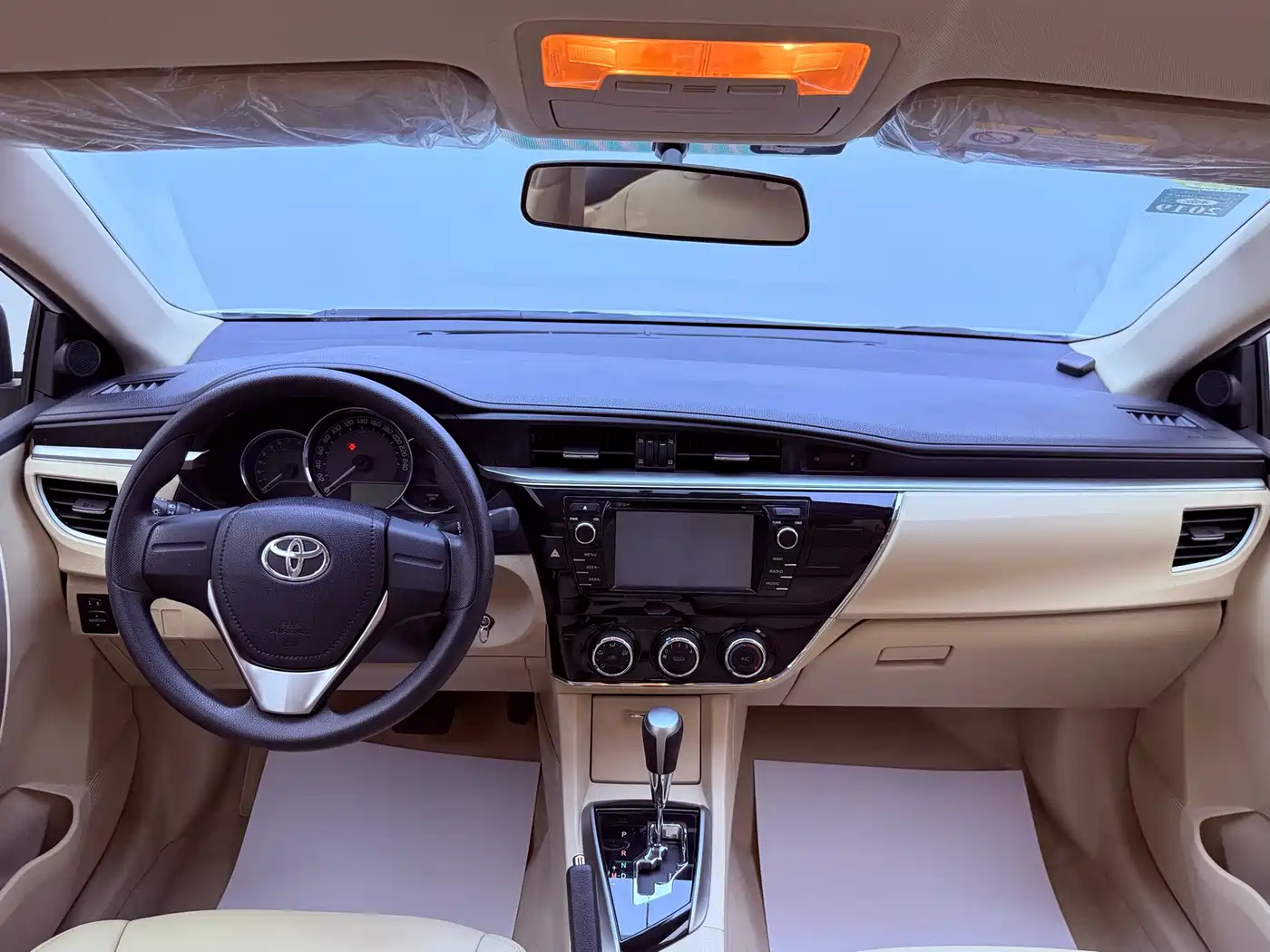 Toyota Corolla 2014 1.6L CVT GL фото 17