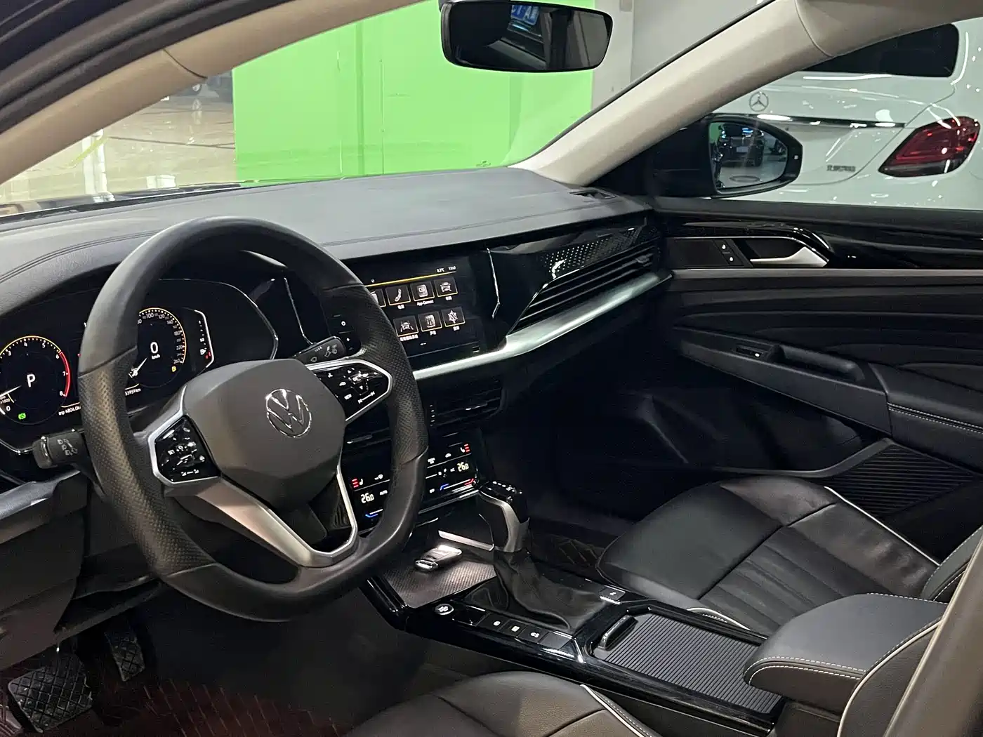 Volkswagen Passat 2023 330TSI Elite Edition фото 5