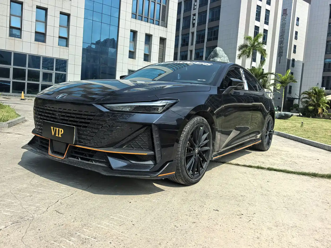 CHANGAN UNI-V