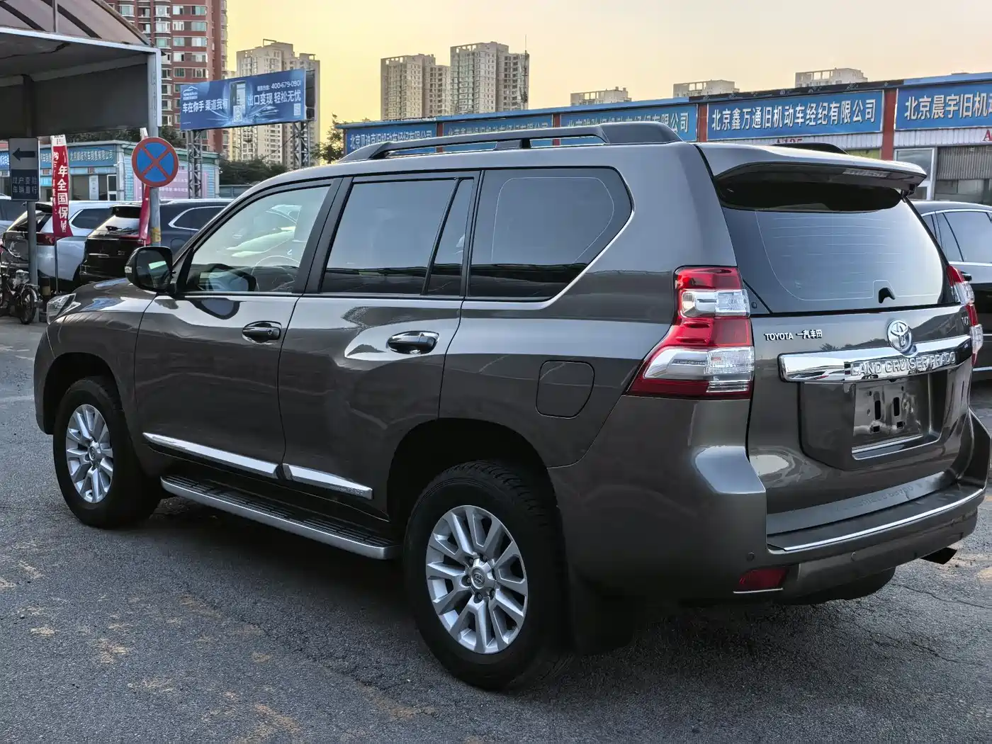Toyota Prado 2016 3.5L Auto VX NAVI фото 7