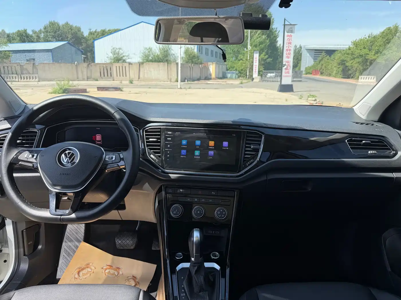Volkswagen T-ROC 2022 280TSI DSG 2WD Comfort PLUS фото 11