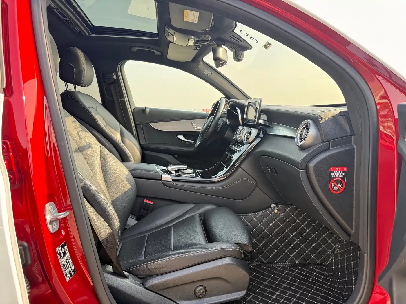 Mercedes-Benz GLC Coupe 2019 GLC 200 4MATIC Coupe SUV фото 8