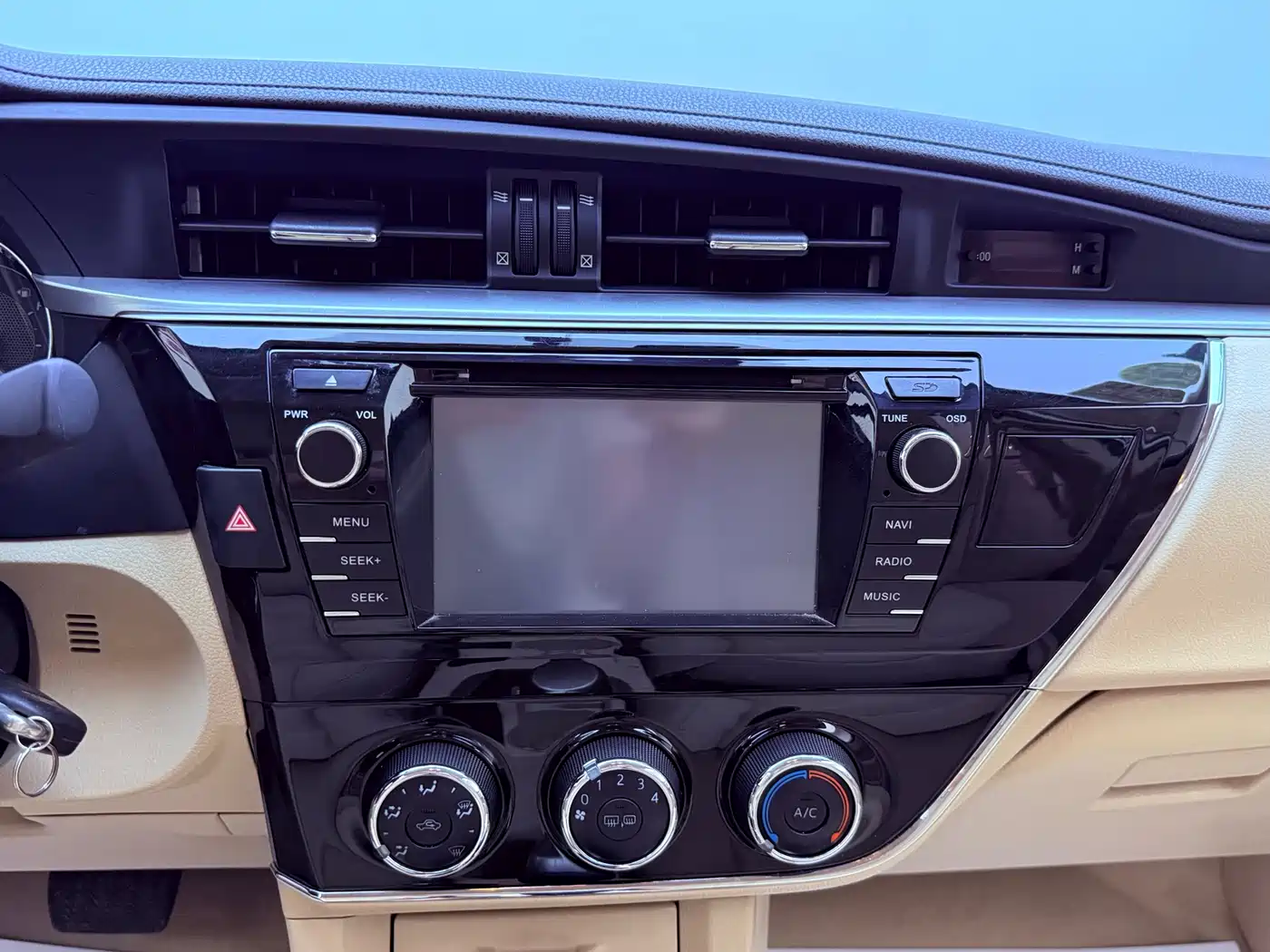 Toyota Corolla 2014 1.6L CVT GL фото 14