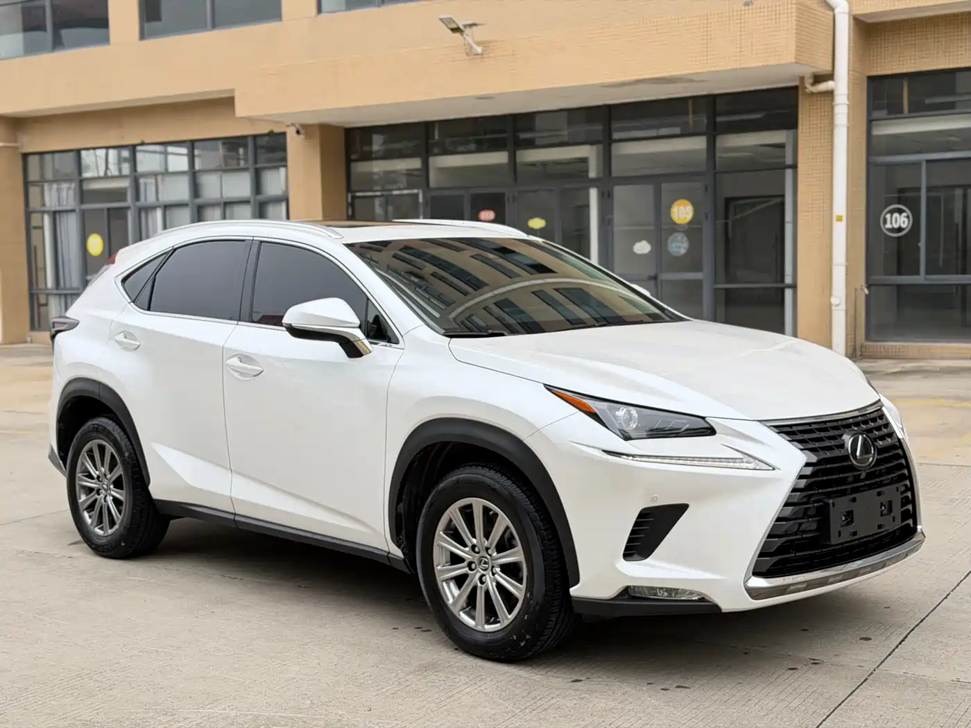 Lexus NX 2020 200 AWD F Sport China VI фото 3