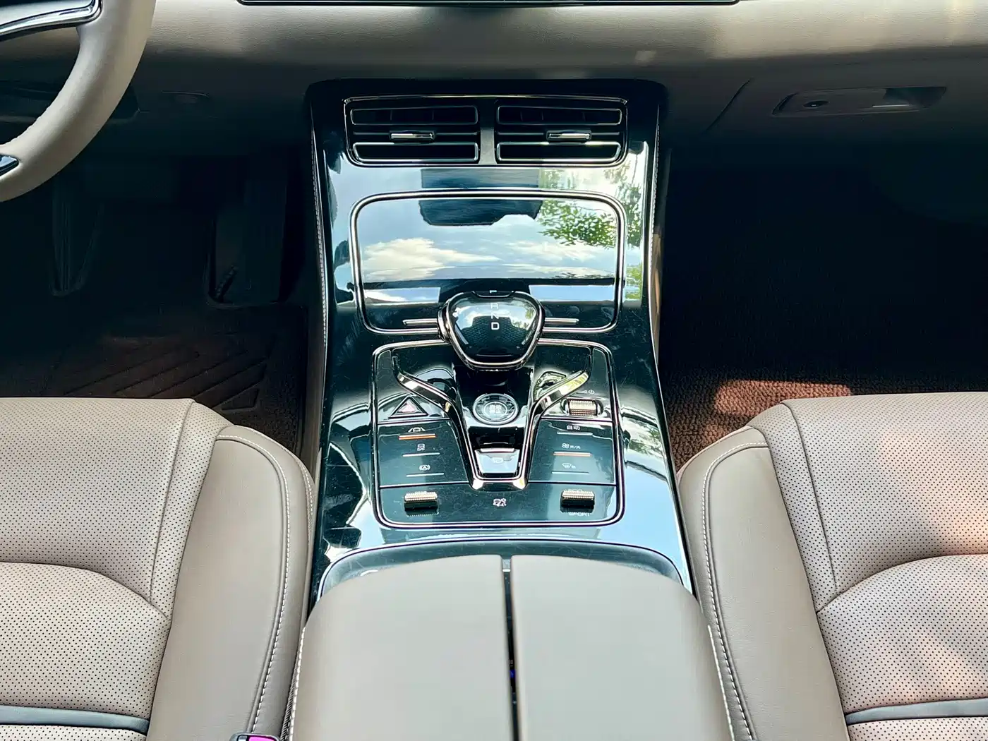 BYD Han 2021 EV Standard Range Luxury фото 13
