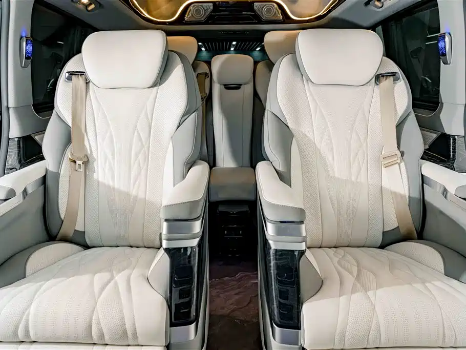 Mercedes-Benz V-Class 2022 V 260 L Long Wheelbase Prestige Edition фото 26