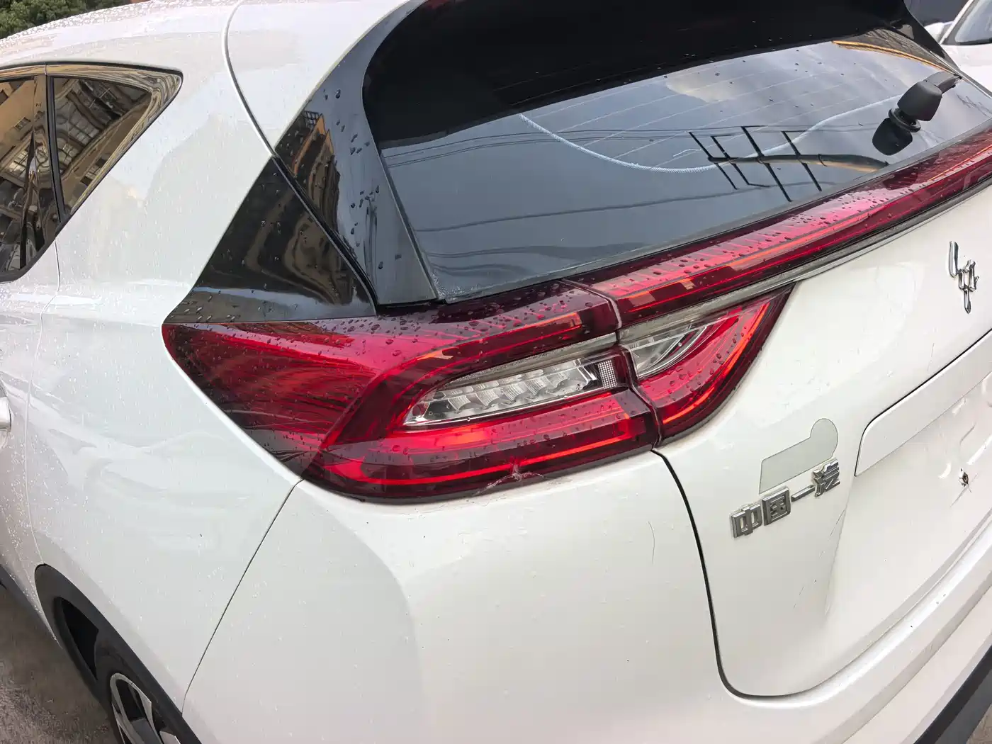 Hongqi E-HS3 2019 2019 Smart Connection Flag Joy FWD Version