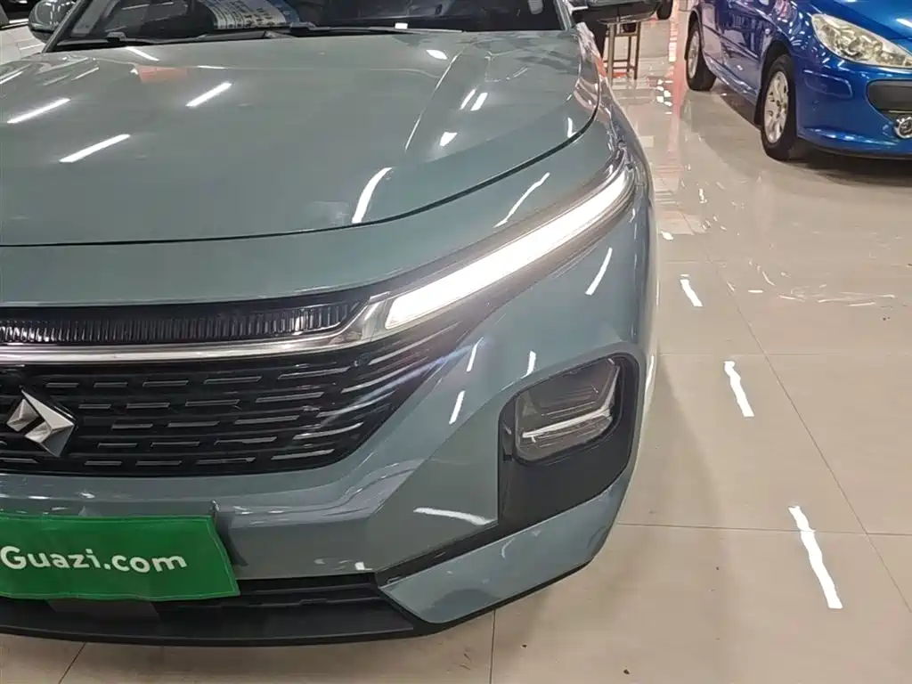 Baojun Valli 2021 2021 1.5T Nagqu Starry Sky CVT Flagship Model