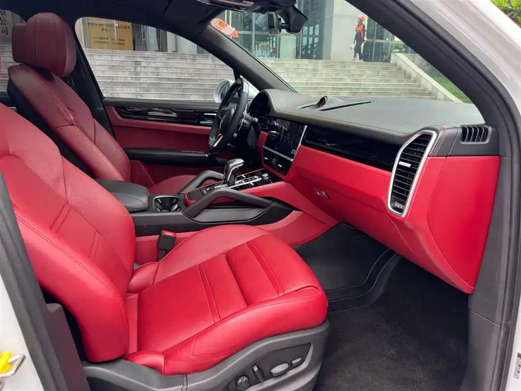 Porsche Cayenne 2023 Cayenne 3.0T Platinum Edition фото 23