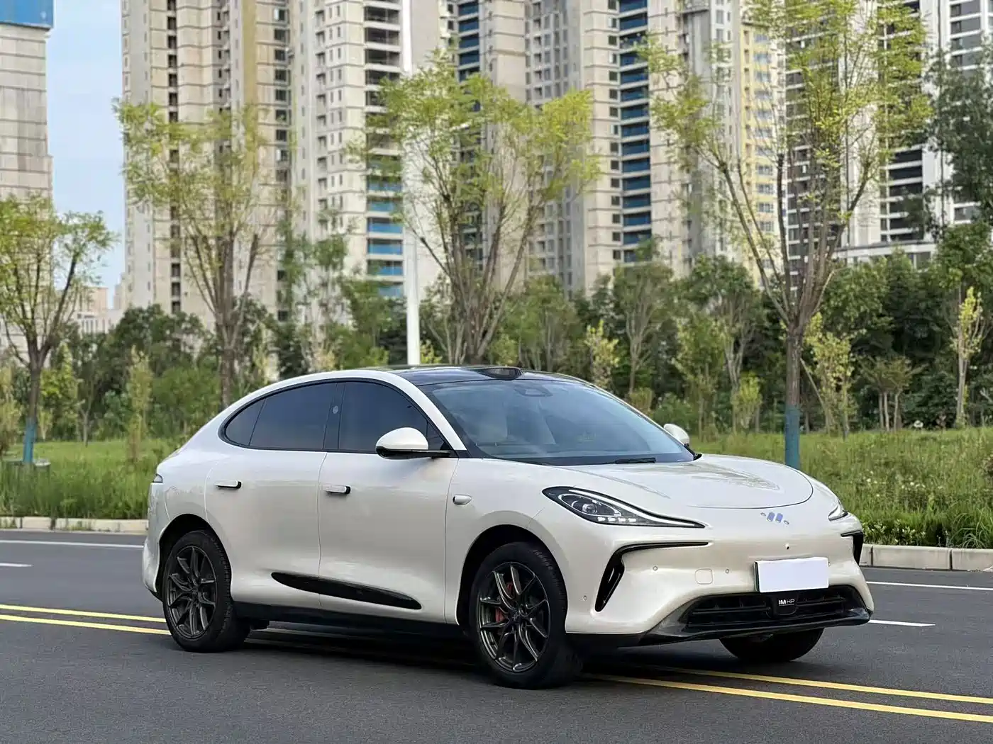 IM Motors IM LS6 2023 2023 Max Standard Edition