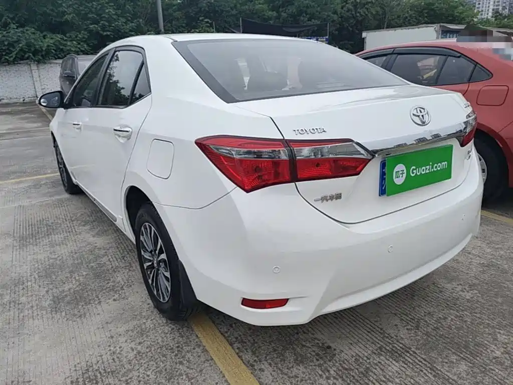 Toyota Corolla 2017 Facelift 1.2T S-CVT GL-i фото 5