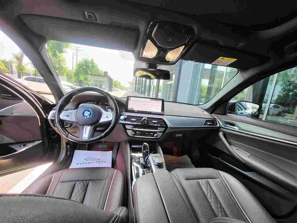 BMW 5 Series 2022 Model Second Facelift 530Li Leading M Sport Package фото 18