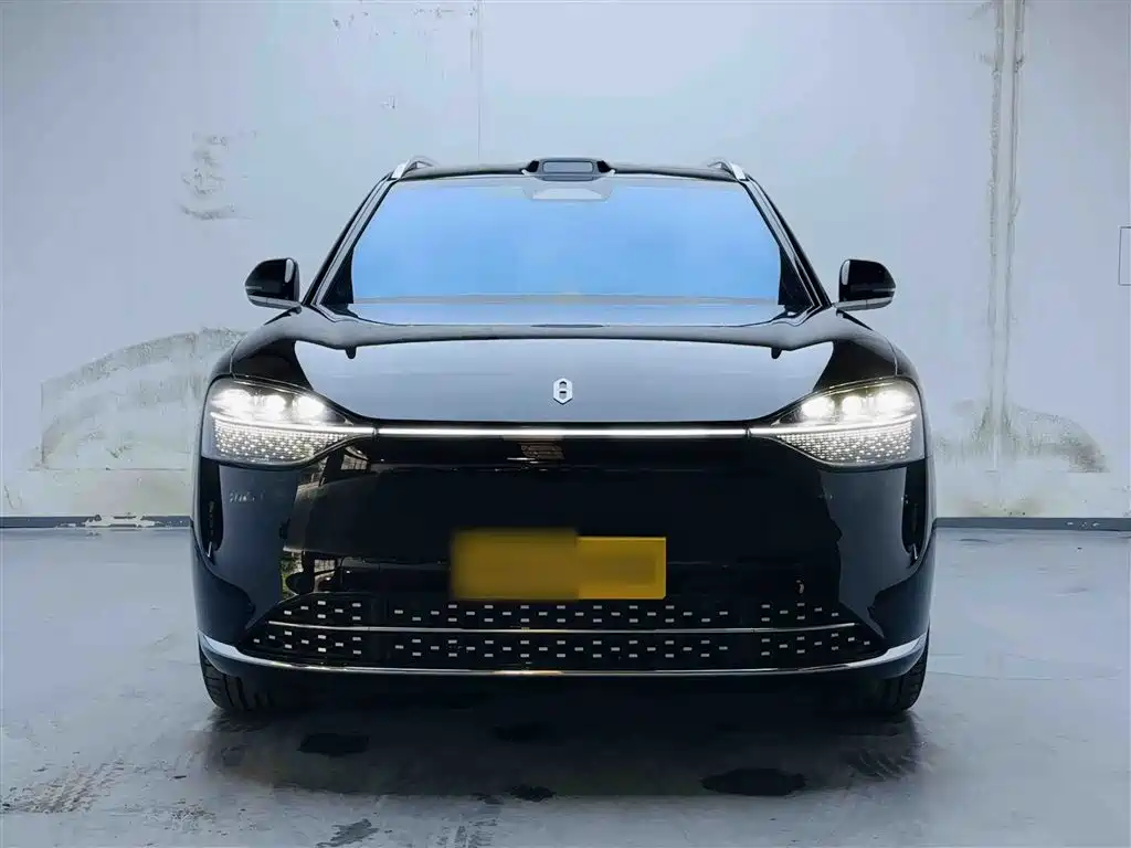 AITO Wenjie AITO M9 2025 Extended Range Max 52kWh 6-Seater фото 3