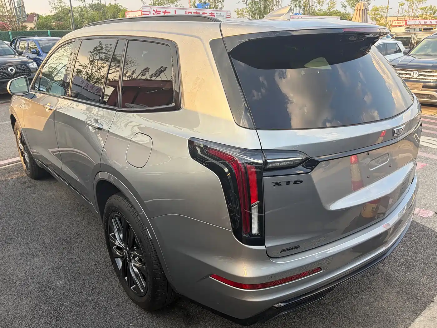 Cadillac XT6 2024 2025 2.0T 6-Seater AWD Executive Black Label Edition