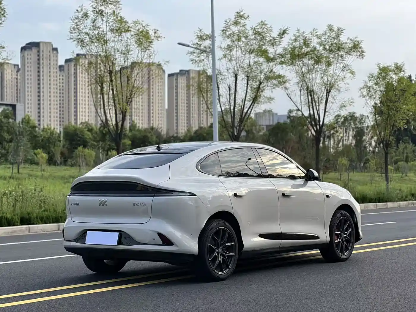 IM Motors IM LS6 2023 2023 Max Standard Edition