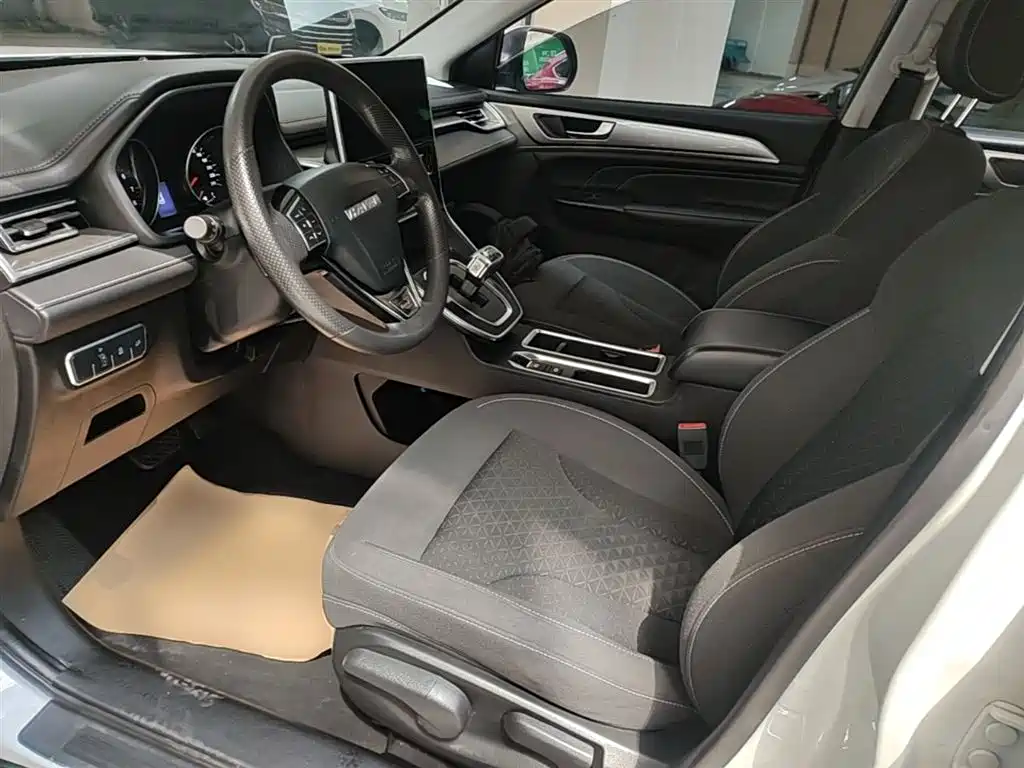 Haval M6 2021 PLUS 1.5T DCT Elite Smart Connect фото 15