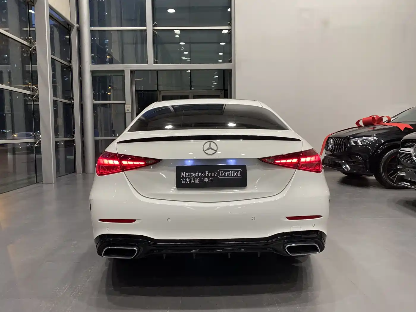 Mercedes-Benz C-Class 2023 Facelift II C 260 L Night Edition фото 17