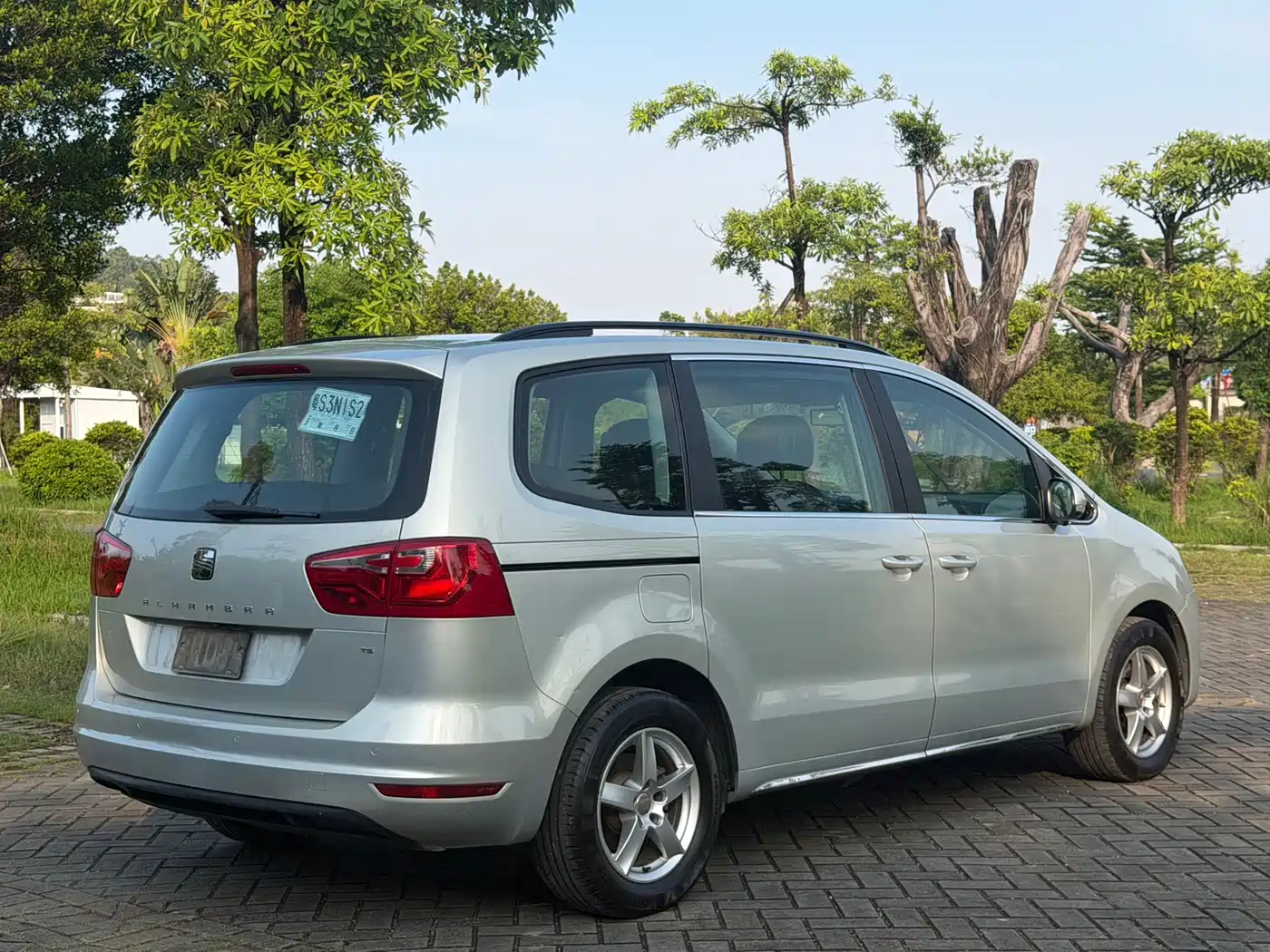 SEAT Alhambra 2014 2013 1.8TSI Luxury Euro V