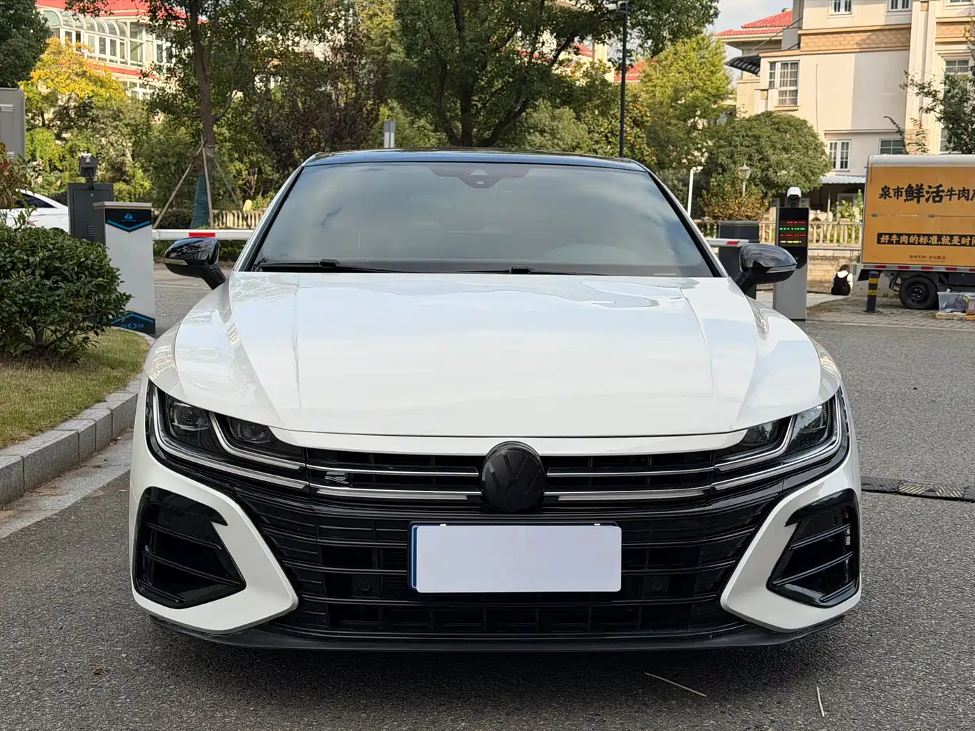 Volkswagen FAW-Volkswagen CC 2023 380TSI Eye-catching Edition фото 3