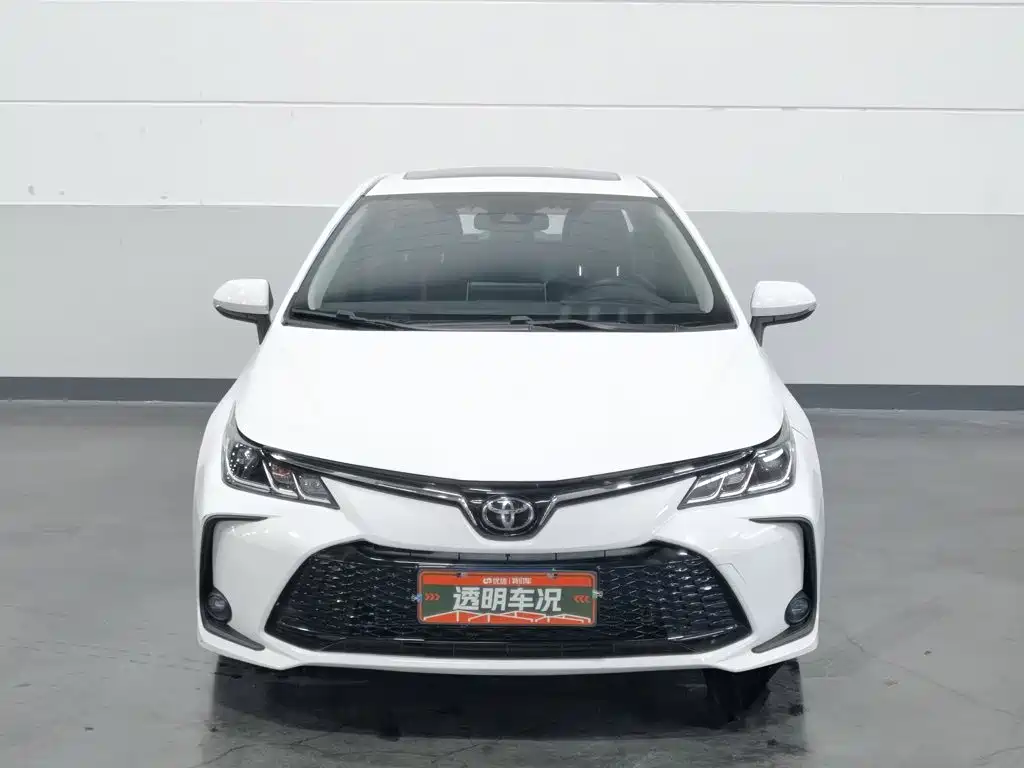 Photo 3 - Toyota Corolla