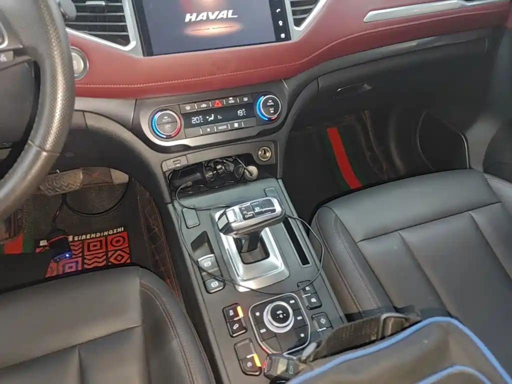 Фото 14 - Haval H6 Coupe