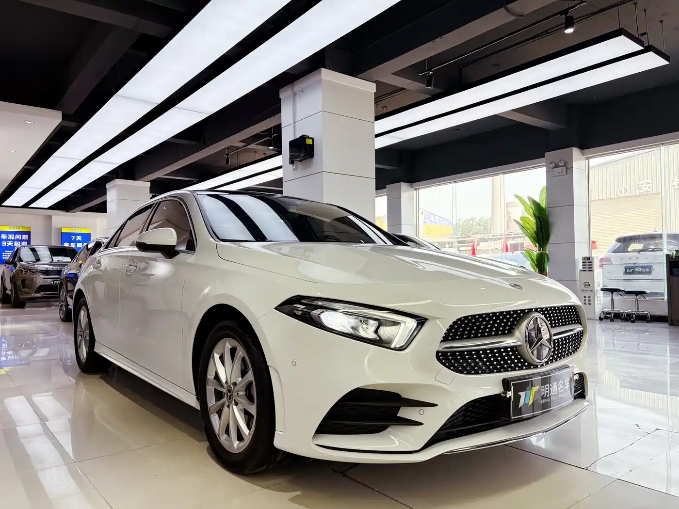 MERCEDES-BENZ CLASS A