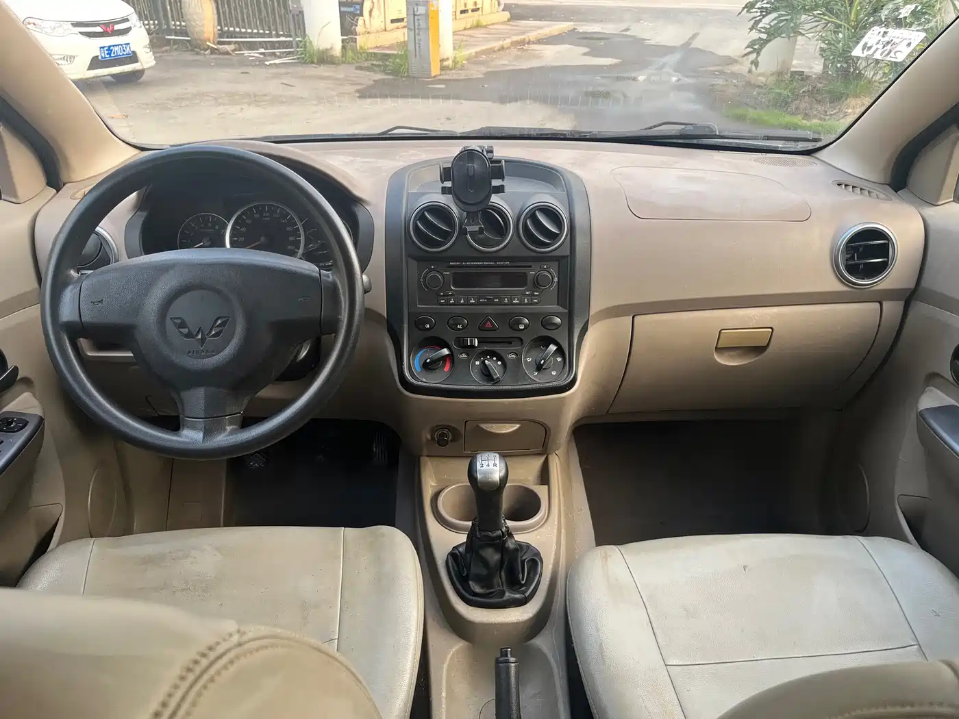 Wuling Motors Wuling Hongguang 2013 2013 1.5L S Comfort