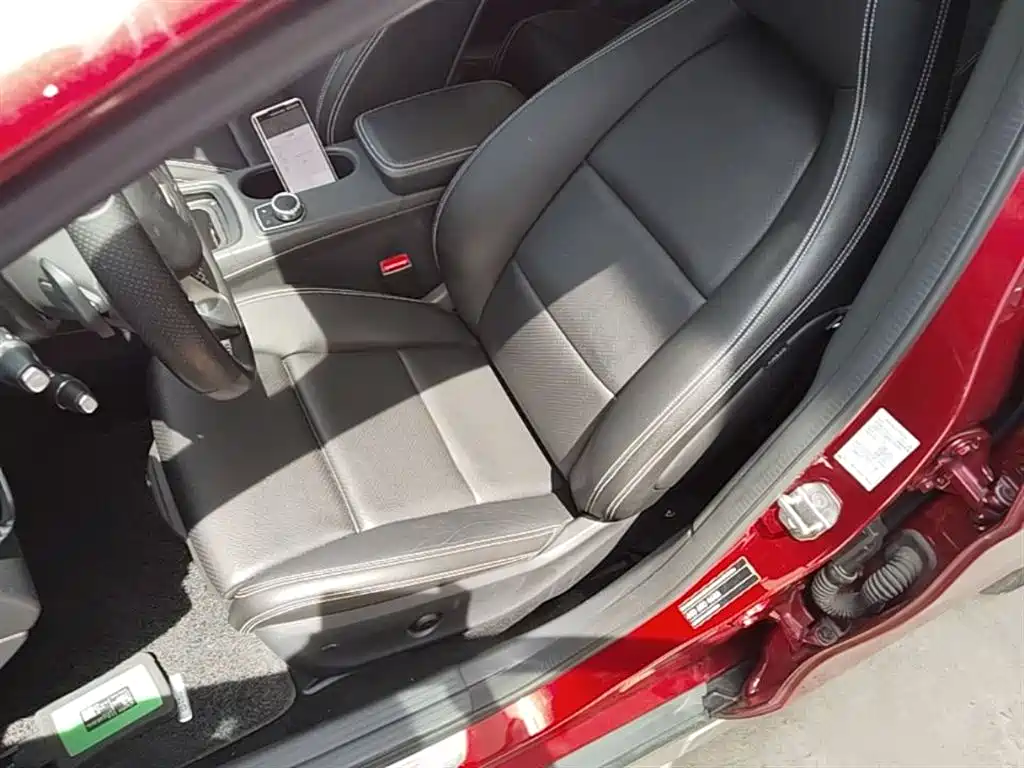 Mercedes-Benz GLA 2018 GLA 200 Fashion фото 15