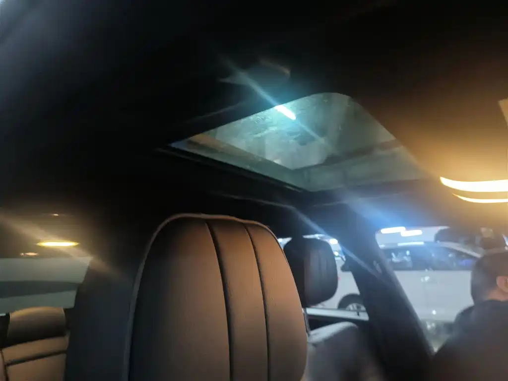Mercedes-Benz E-Class 2015 E 260 L Sport фото 10