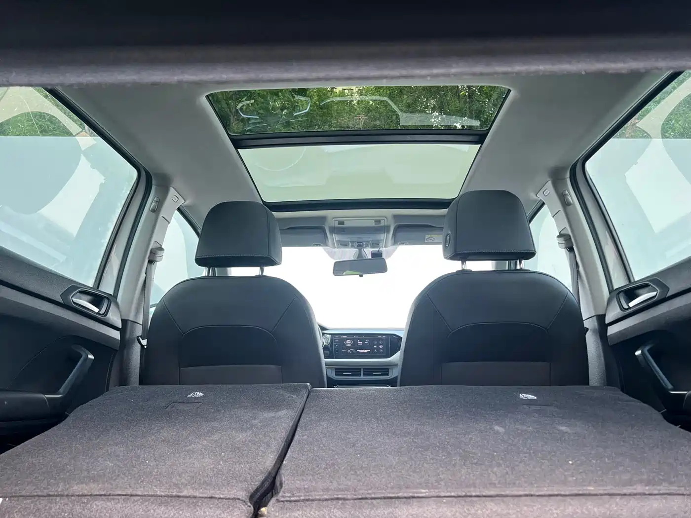 Volkswagen Tanying 2021 1.5L Automatic 30th Anniversary Edition фото 17