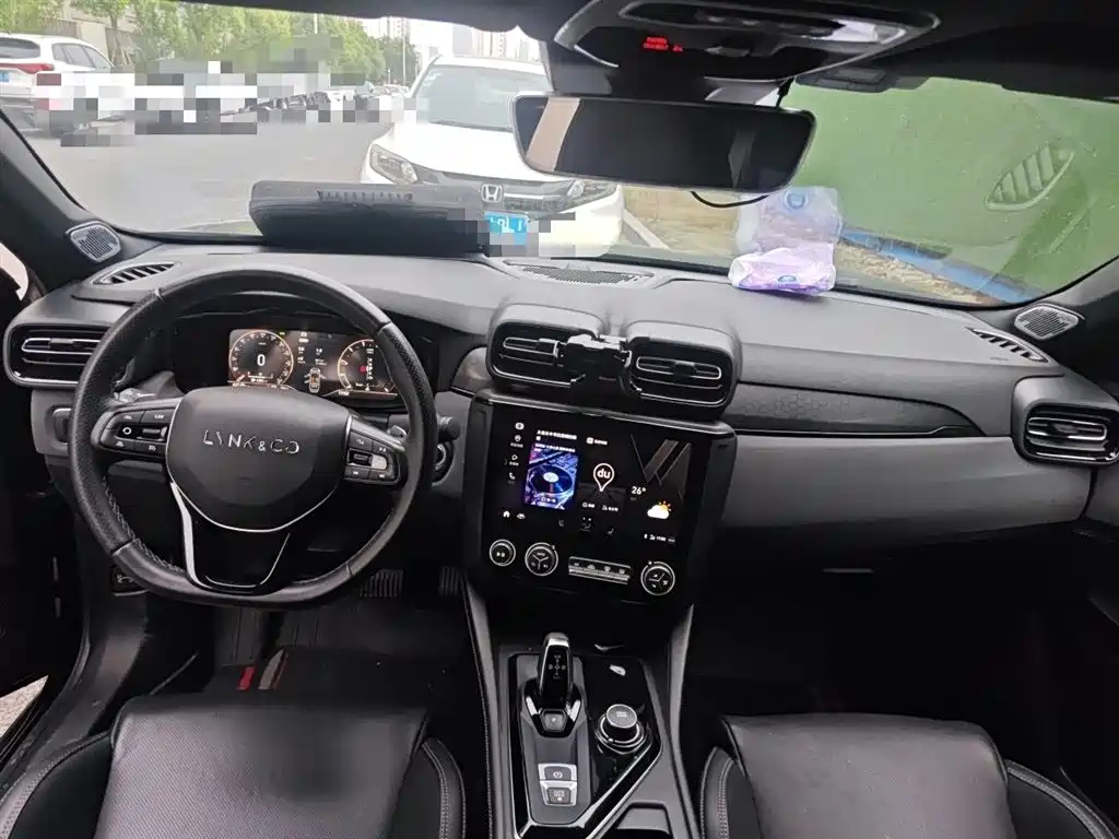 Lynk & Co 03 2021 2.0TD Auto Jin Champion Edition фото 13