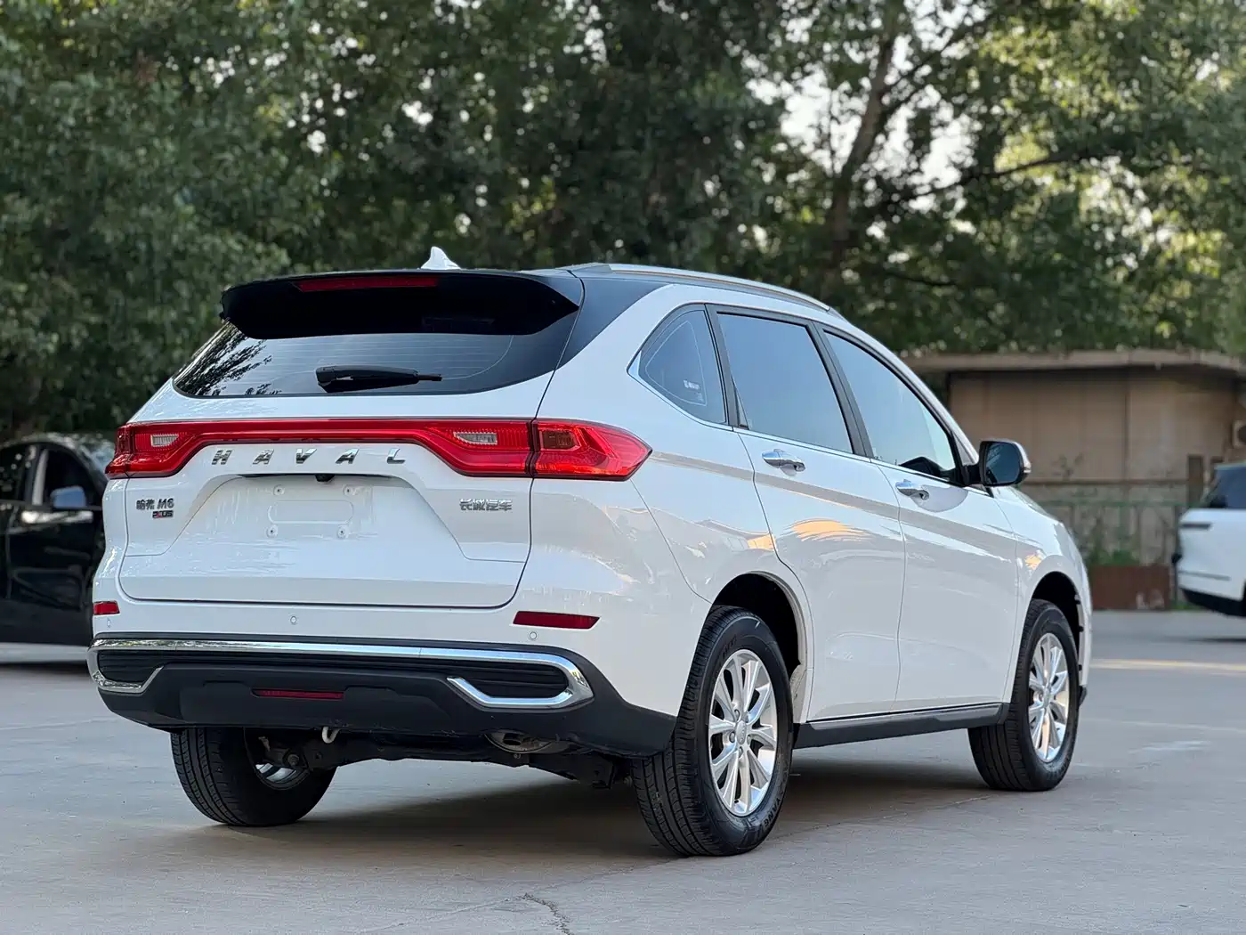 Haval M6 2021 PLUS 1.5T DCT Luxury Smart Connect фото 4