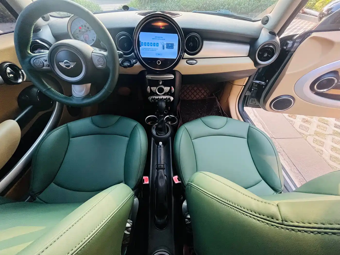 Photo 12 - MINI CLUBMAN