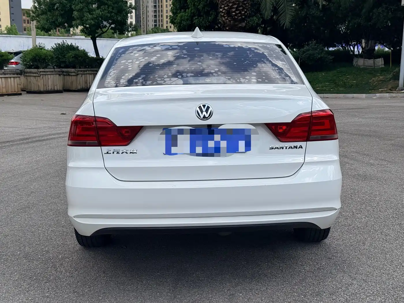 VOLKSWAGEN SANTANA