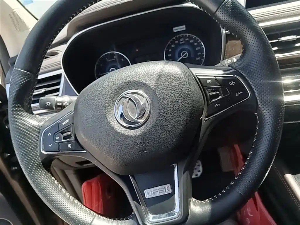 Dongfeng Fengguang Fengguang 580 2019 2018 1.5T CVT Luxury