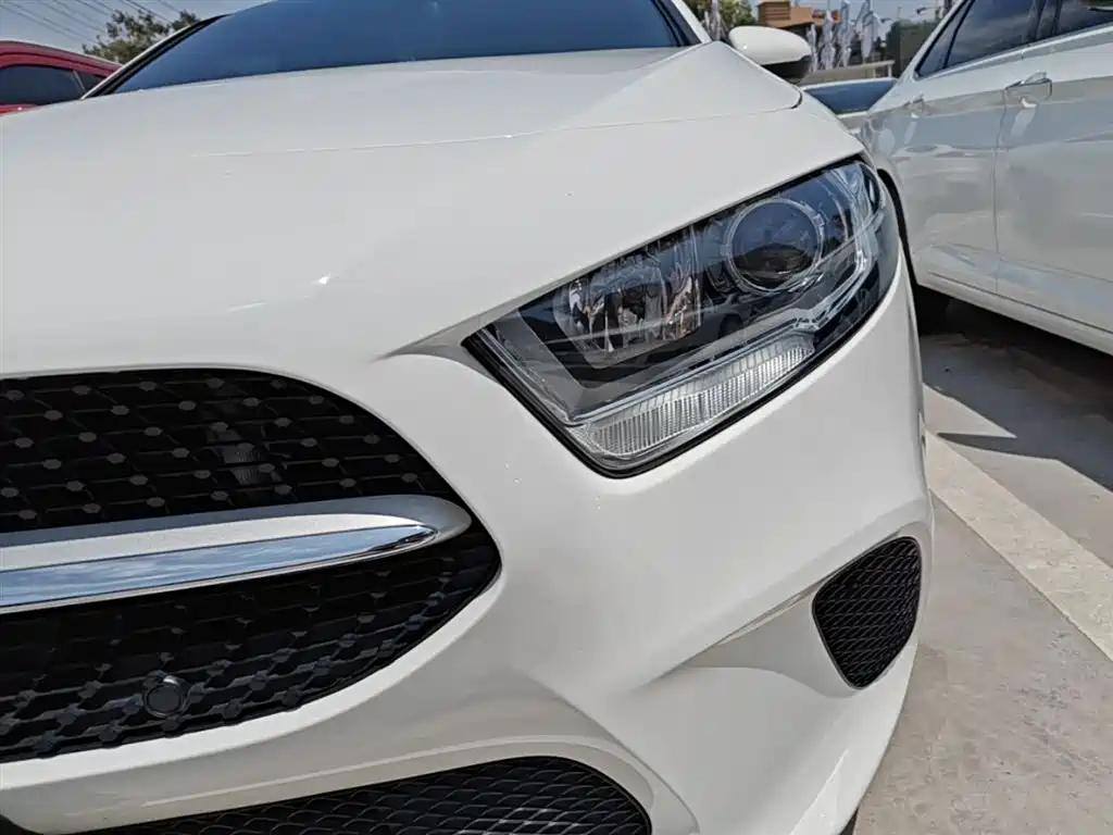 Mercedes-Benz A-Class 2022 A 180 L фото 24