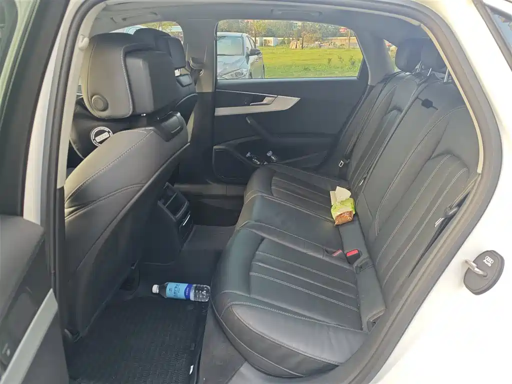 Audi A4L 2020 40 TFSI Fashion Dynamic Edition фото 7