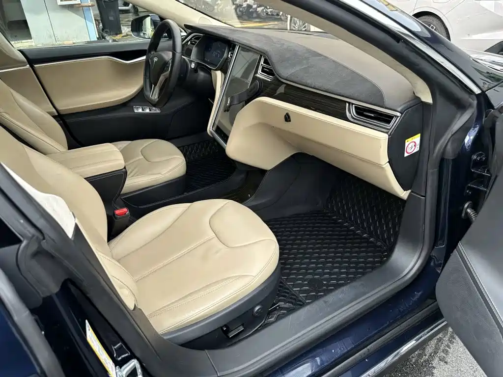 Tesla Model S 2016 2014 Model S P85