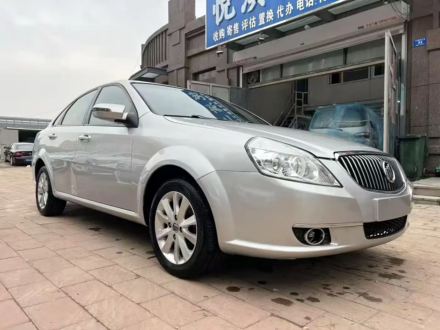 Buick Excelle 2011 1.6LX-AT фото 3