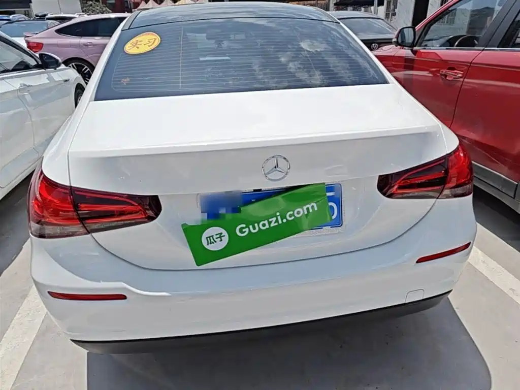 Mercedes-Benz A-Class 2022 A 180 L фото 6