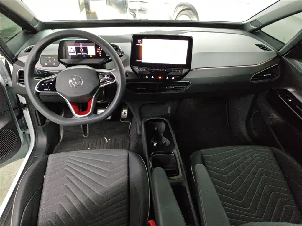 Volkswagen ID.3 2023 Pure Smart Edition фото 9
