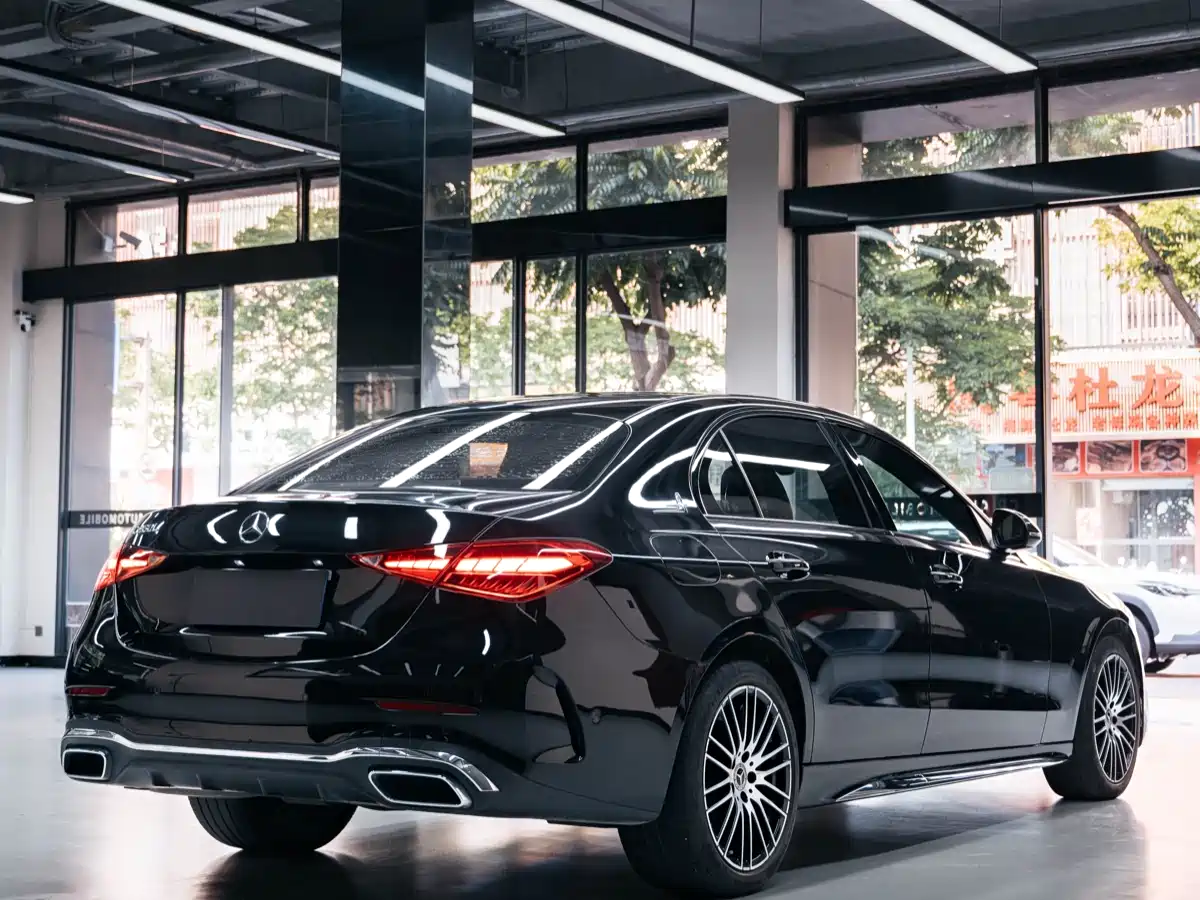 Mercedes-Benz C-Class 2022 Facelift C 260 L Night Edition Sport фото 3
