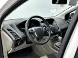 Фото 8 - Ford Focus