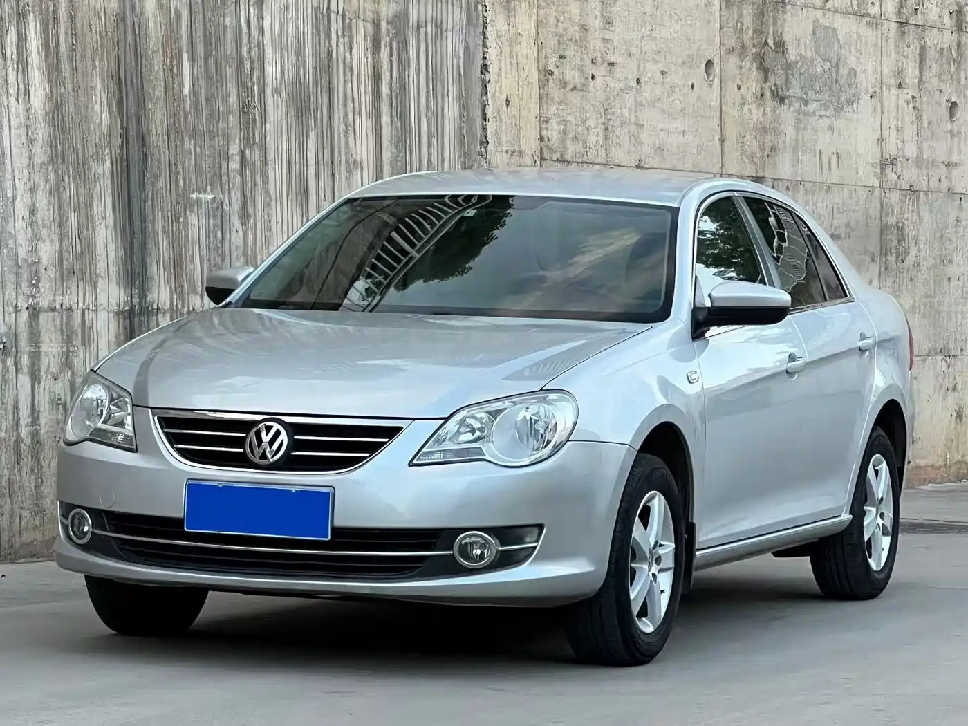 Volkswagen Bora 2011 1.6L Automatic Fashion