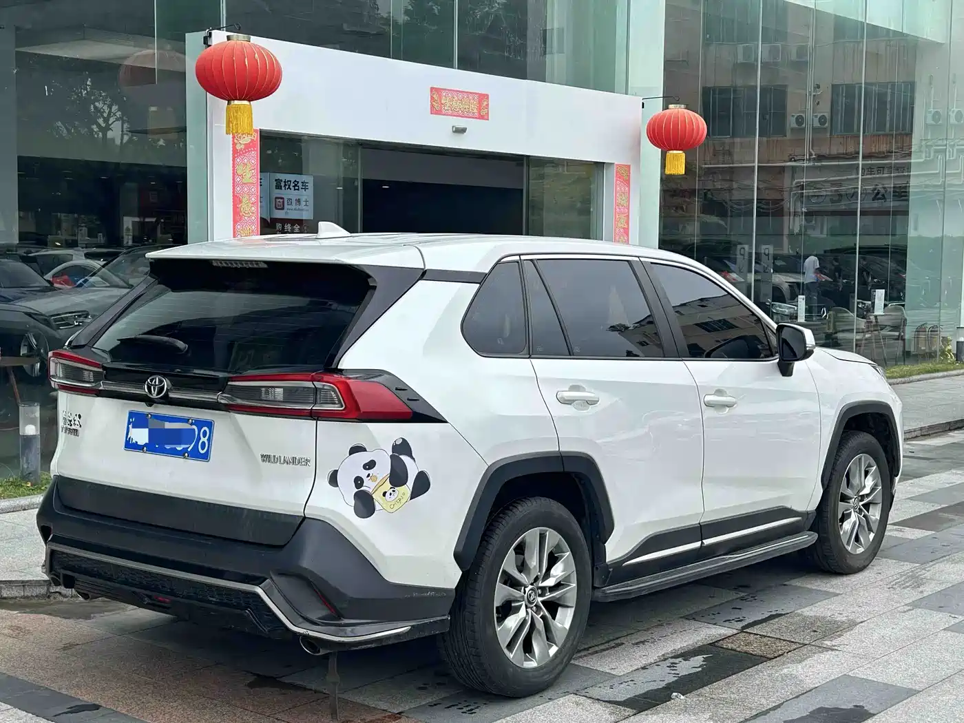 Toyota Wildlander 2021 2.0L CVT 2WD Luxury Edition фото 4
