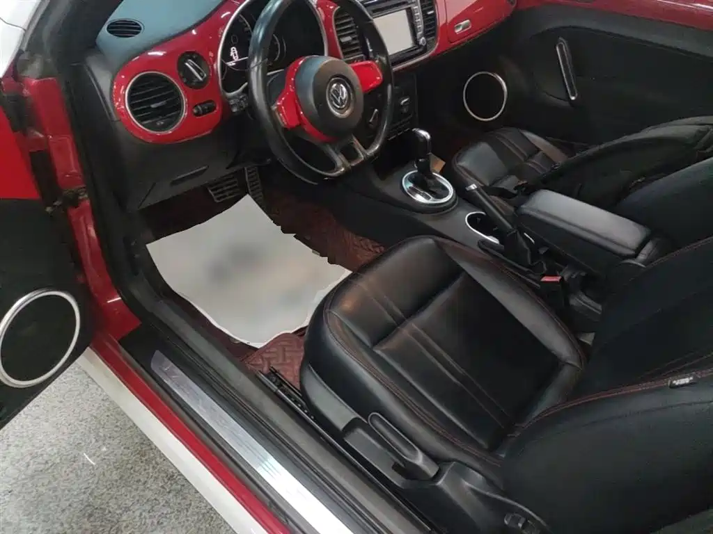 Volkswagen Beetle 2015 180TSI фото 15