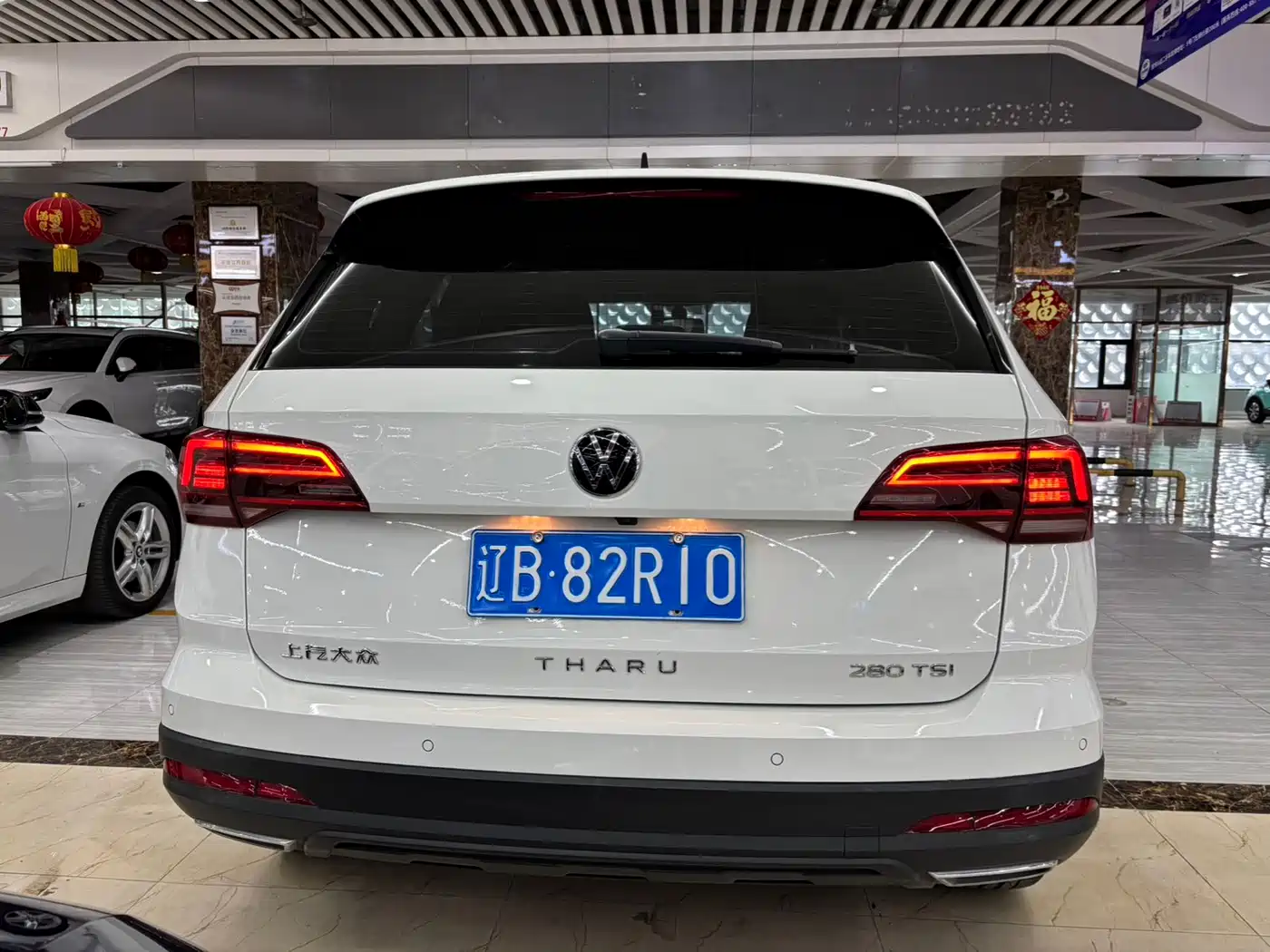 Volkswagen Tharu 2022 280TSI FWD Luxury Edition фото 5
