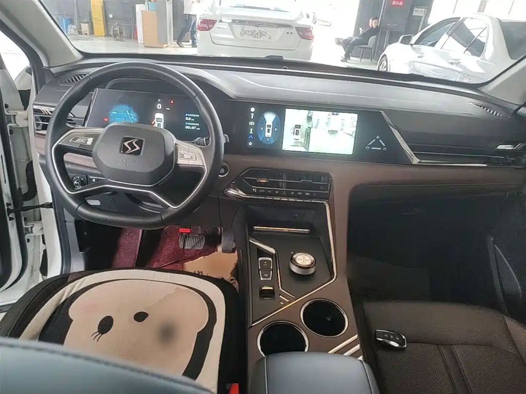 Sehol X8 PLUS 2023 2023 1.5TGDI DCT Smart Enjoyment Edition (7-seater)